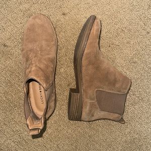 LUCKY BRAND WOMANS BOOTS